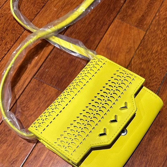 Sidekick - yellow, new purse - Picture 8 of 8